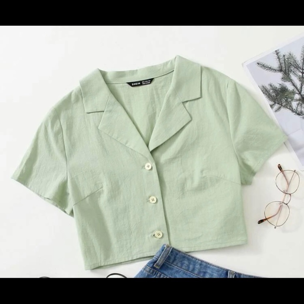 SHEIN notched collar buttoned front blouse